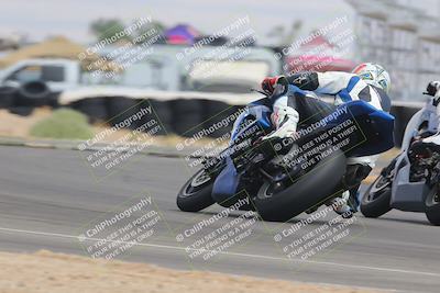 media/Sep-30-2023-SoCal Trackdays (Sat) [[636657bffb]]/Turn 16 (1145am)/